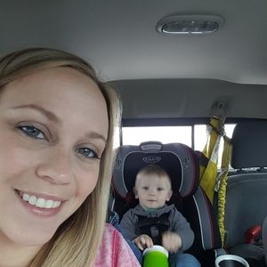 Meet your Posher, Tia